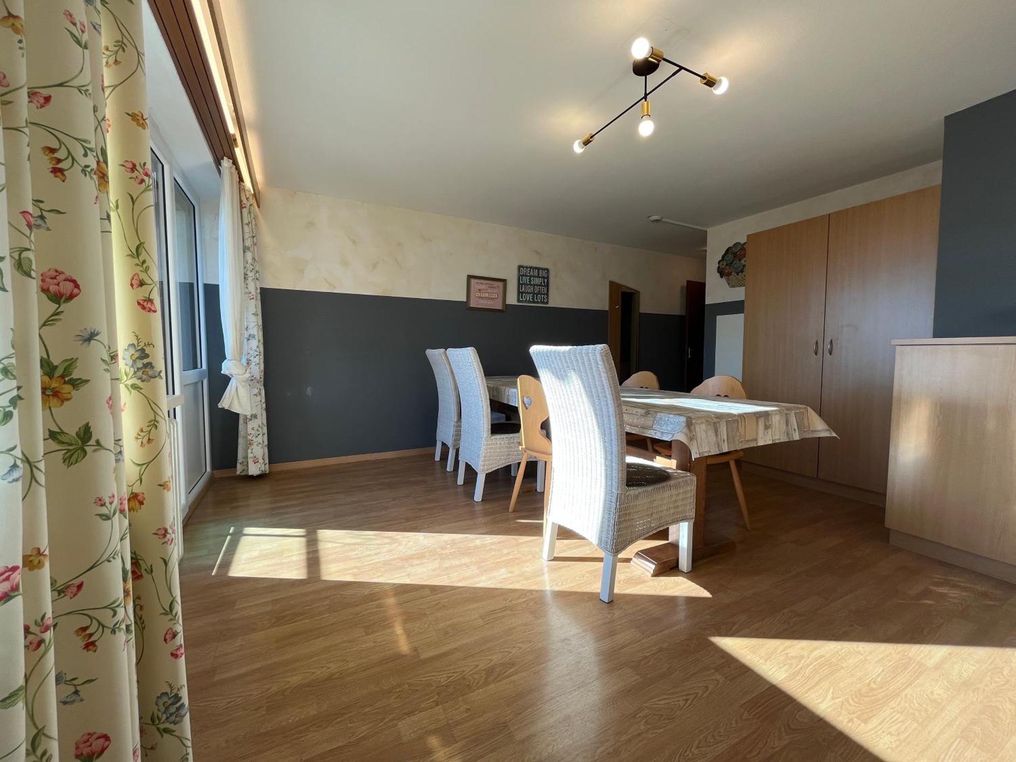 Goldener Hahn B&B Baiersbronn - Ferienwohnungen Mit Hotel Service Nahe Gartenschau Tal X Værelse billede