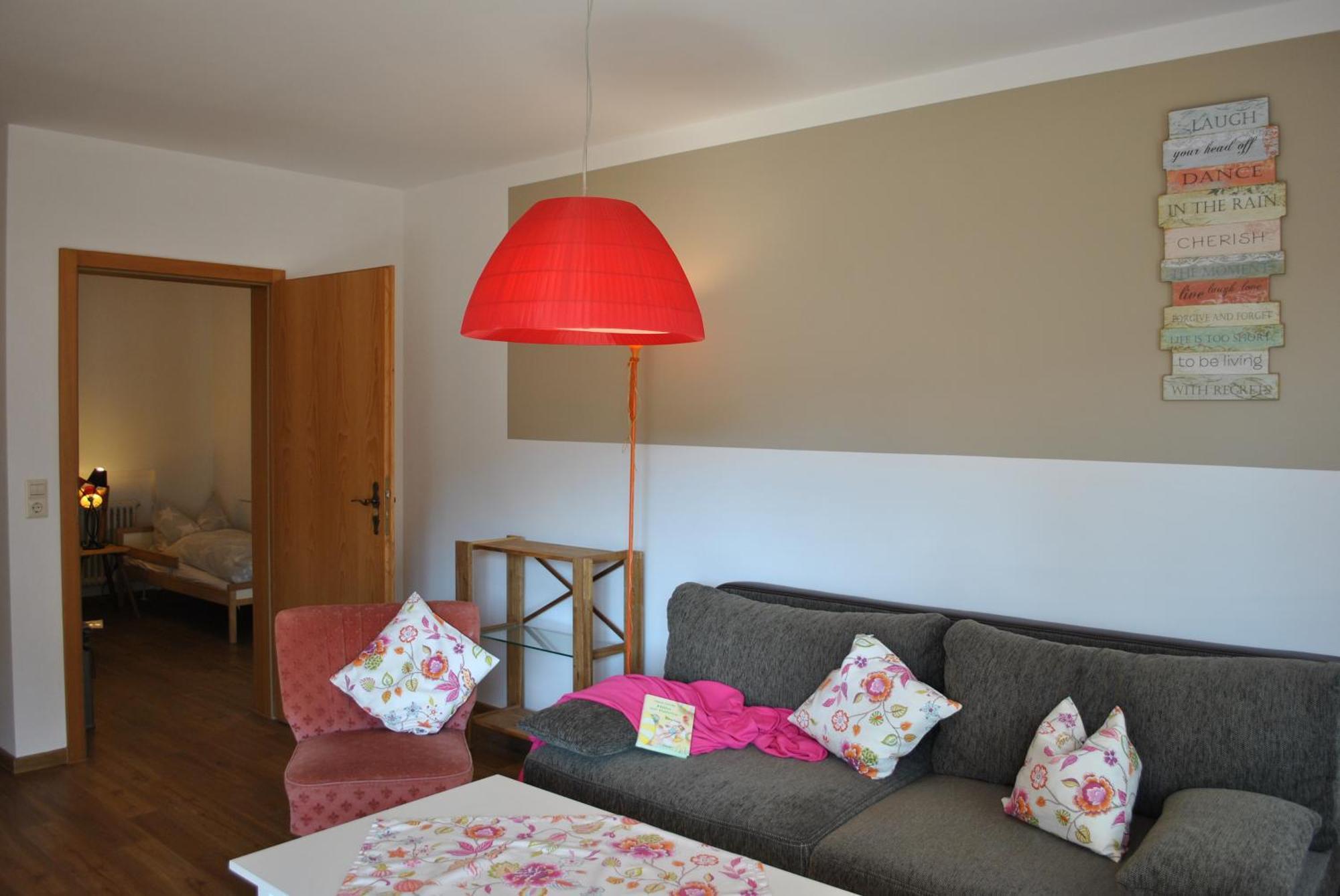 Goldener Hahn B&B Baiersbronn - Ferienwohnungen Mit Hotel Service Nahe Gartenschau Tal X Værelse billede