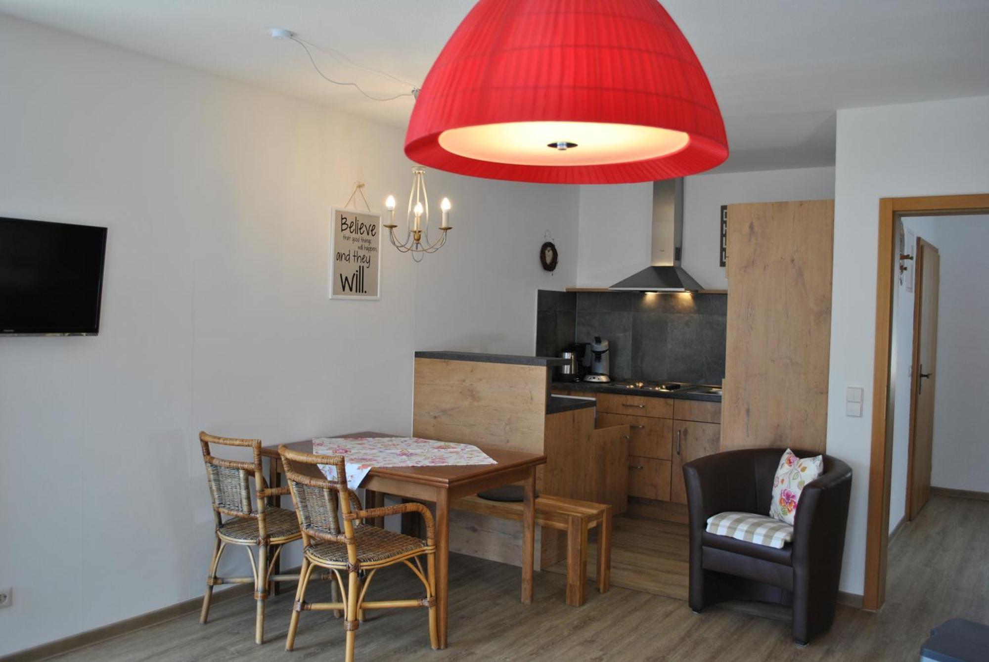 Goldener Hahn B&B Baiersbronn - Ferienwohnungen Mit Hotel Service Nahe Gartenschau Tal X Værelse billede
